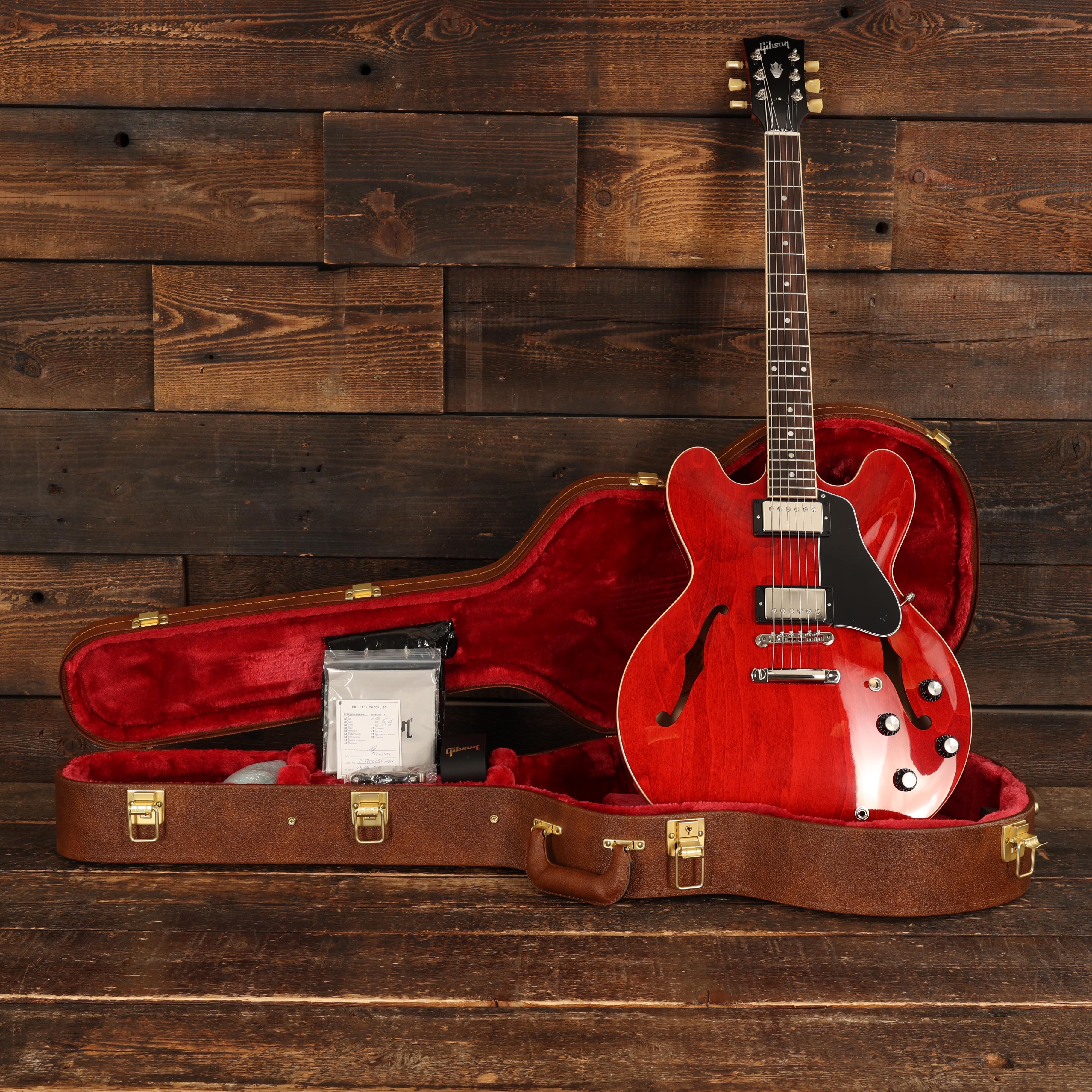 Gibson ES-335 Semi Hollow Electric Guitar in Sixties Cherry